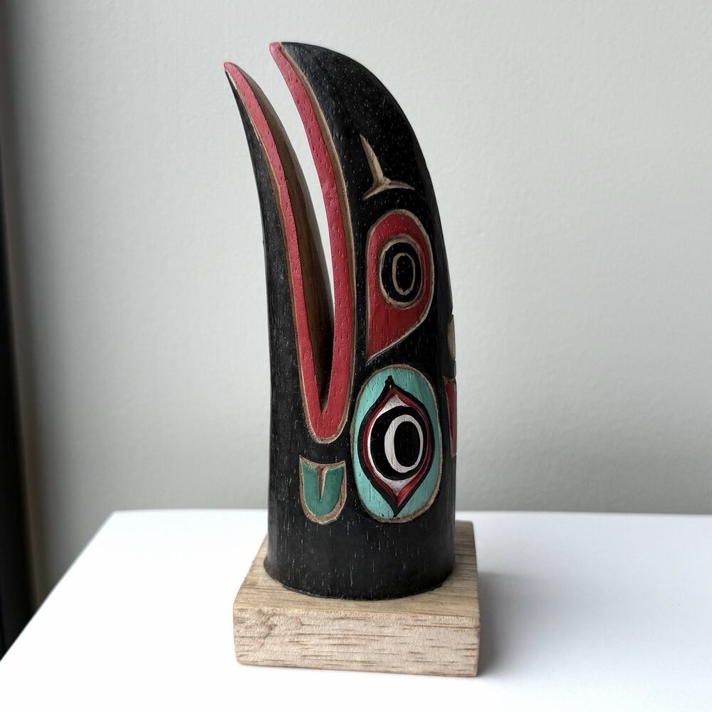 Squamish Pacific Northwest Coast Native Cedar Wood Carved Raven 6 1/4"